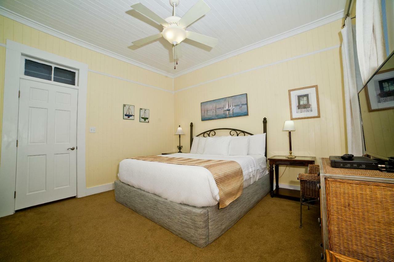 Georgianne Inn & Suites Check In 212 Butler Ave Tybee Island Eksteriør bilde