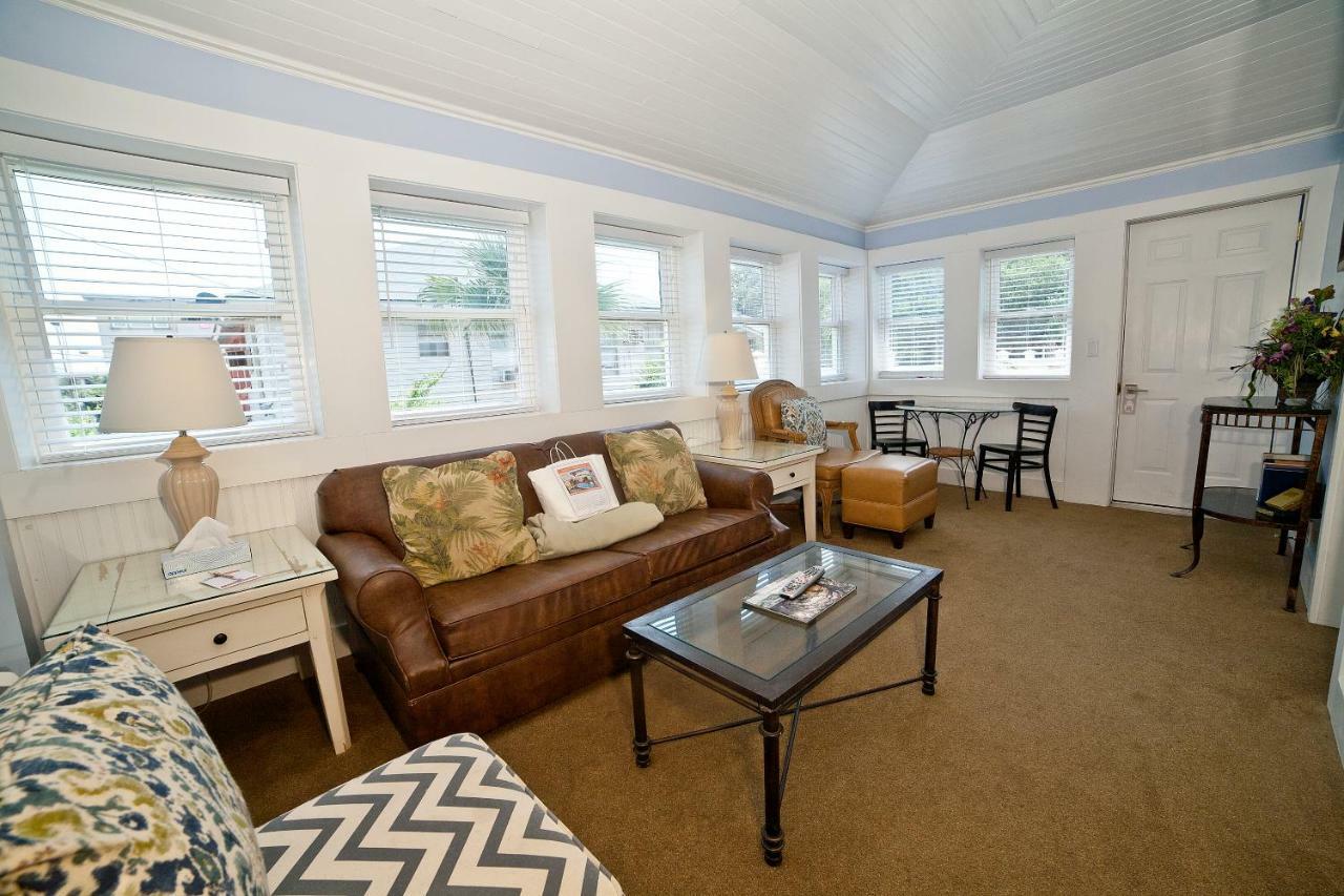 Georgianne Inn & Suites Check In 212 Butler Ave Tybee Island Eksteriør bilde